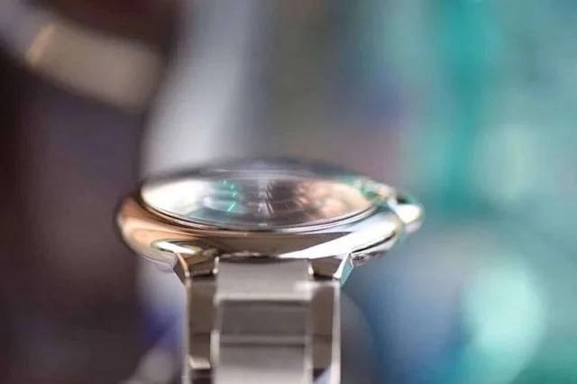 V6厂卡地亚蓝气球2824机 42MM 蓝面(图5)